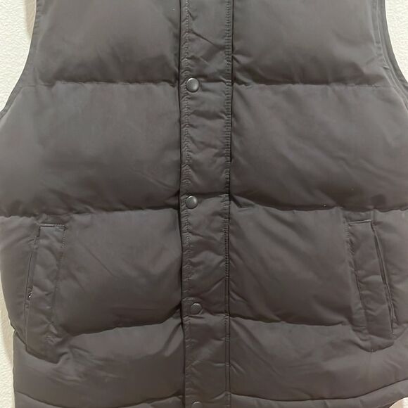 ST. JOHNS BAY - GREY - Puffer Vest - Small - Picture 2 of 5